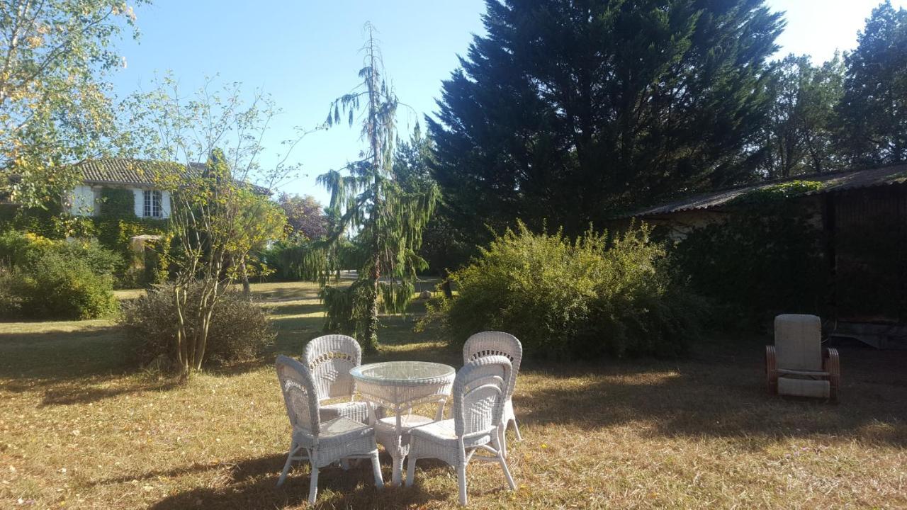 Maison du 18é de charme au calme Idrac-Respailles Esterno foto